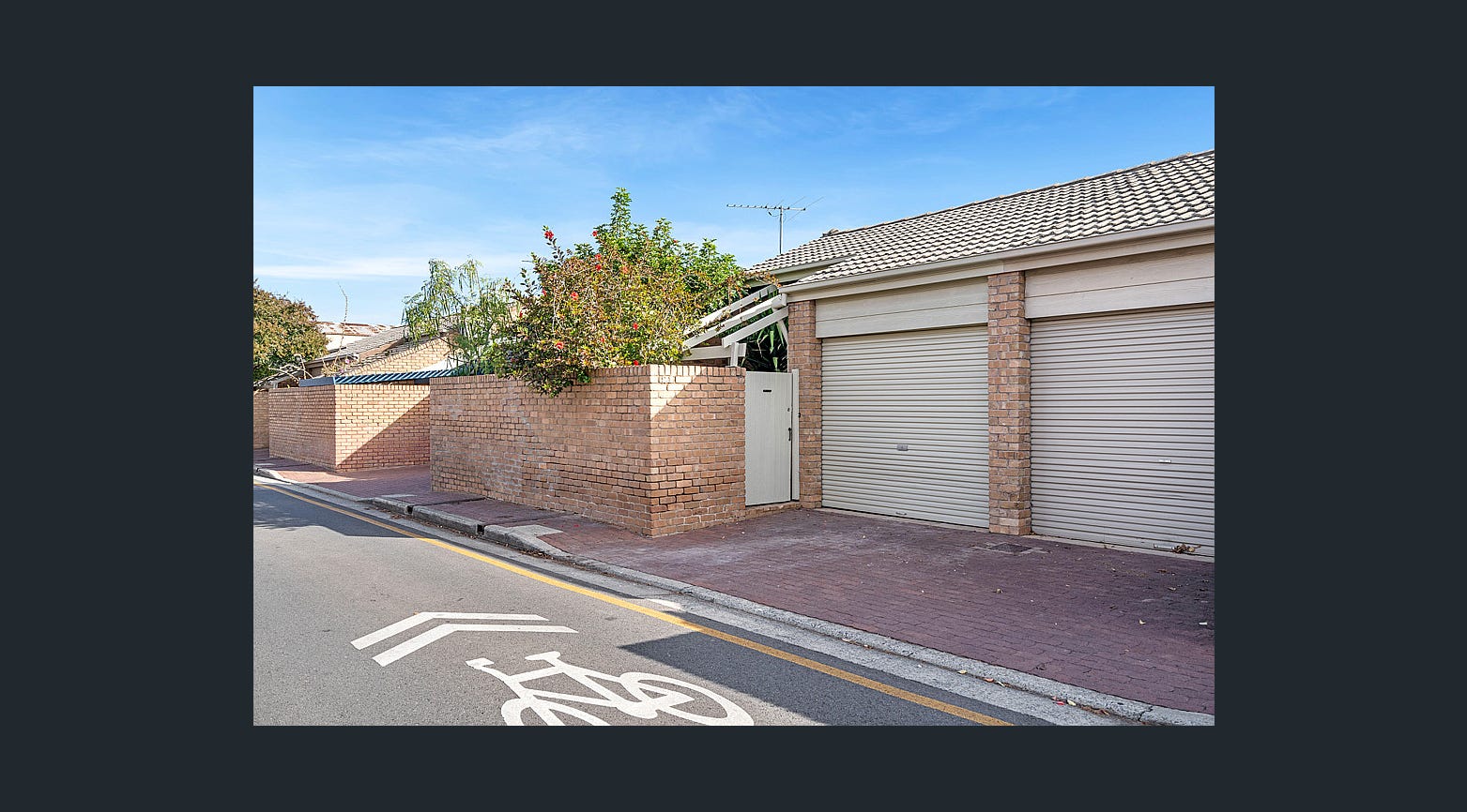 Adelaide Holiday Home Comfortable Adelaide CBD guest rooms